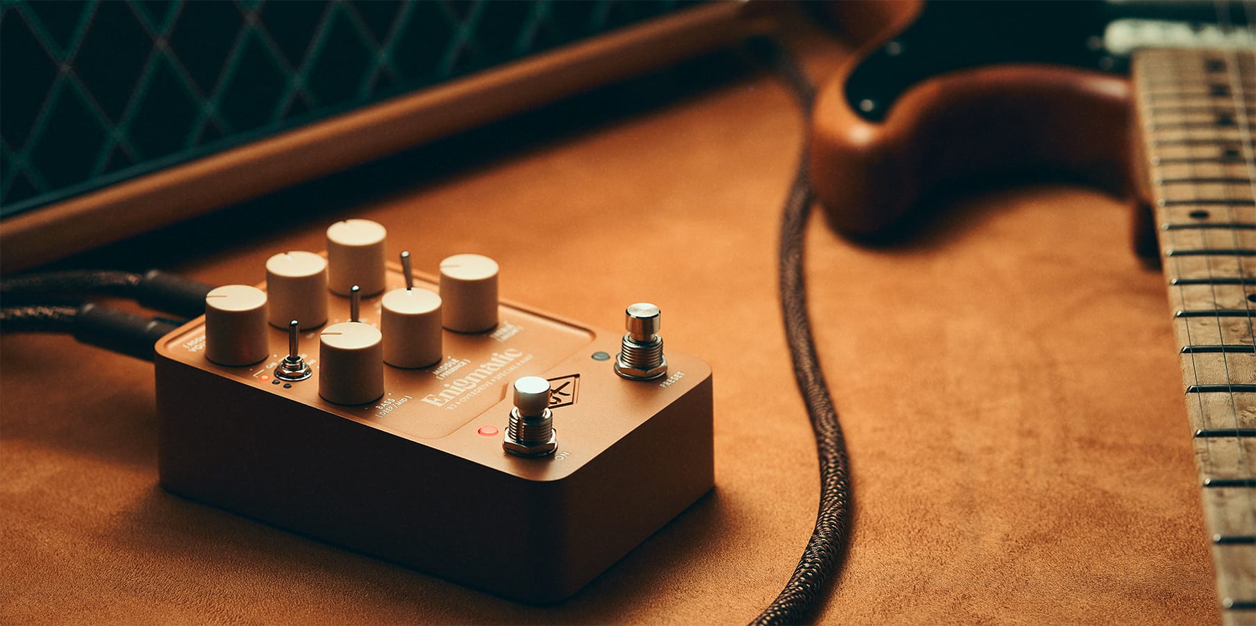 Universal Audio UAFX Enigmatic '82 Overdrive Special Amp | Sesçi Baba